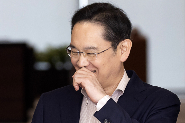 <b>삼성전자</b>, 성과연동 주식보상 도입…이재용식 ‘성과주의’ 두드러져