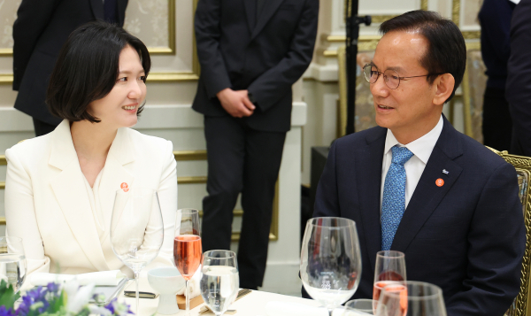 [N2 포커스] 네이버 최수연 대표, 佛 마크롱과 손잡고 'AI 주권' 유럽 시장 정조준