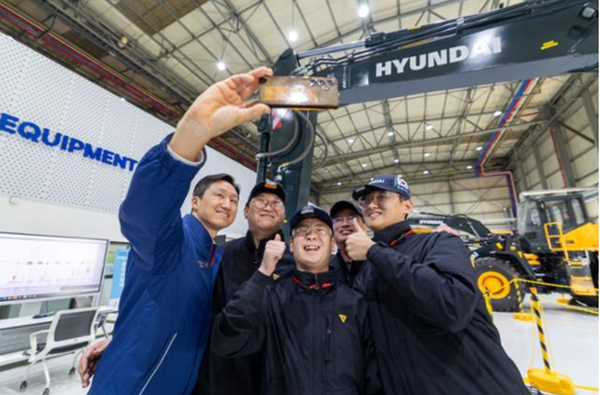 [신(新)인물탐구(47)] HD현대그룹 정기선 회장⑤ 용인술 - 사람이 성장하... - 뉴스 썸네일 이미지