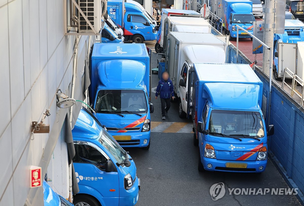 [미네르바의 눈] 물류단상(物流斷想): 물류업, 물동량은 늘어도 돈은 안... - 뉴스 썸네일 이미지