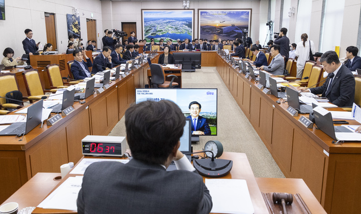 [2026 국감] 윤종오 의원, 서울시 공사현장 임금·9호선 안전인력 관리 ... - 뉴스 썸네일 이미지
