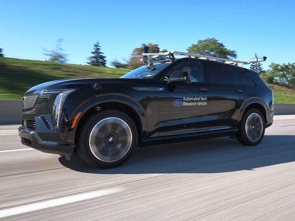 GM, 2028년 에스컬레이드 IQ에 고속도로 자율주행 도입
